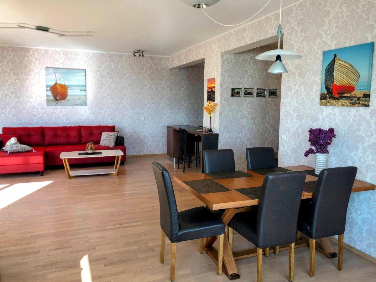 Sunset Dream Apartment With A Panoramic Seaview Haapsalu Ngoại thất bức ảnh